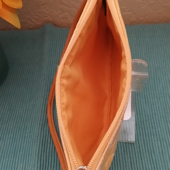 SOLD Coach Optic Signature Sateen Wristlet Buttercup Yellow - Picture 5 of 7